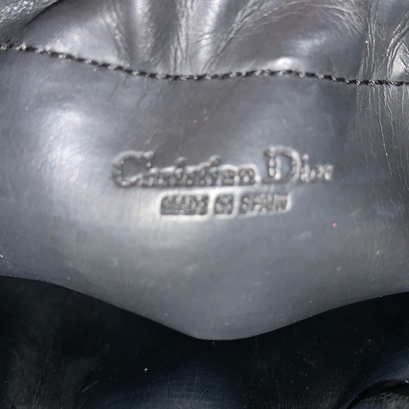 Beautiful Dior Small Bucket Bag !! Come with box !!RARE - Picture 9 of 12